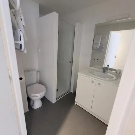 Twenty Business Flats Aparthotel Jouy-en-Josas