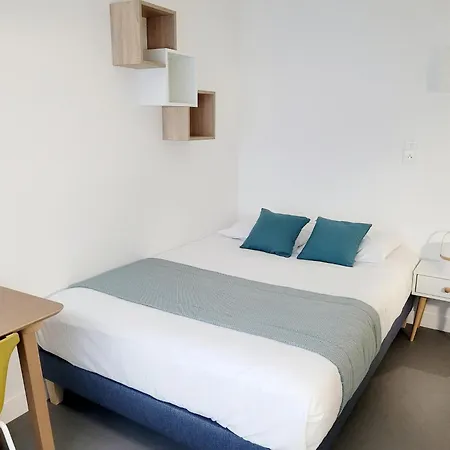 Twenty Business Flats Appart hôtel Jouy-en-Josas
