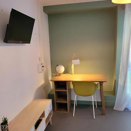 Appart hôtel Twenty Business Flats